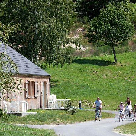 Vacanceole - Residence Le Domaine Du Bosquet Эглетон Экстерьер фото