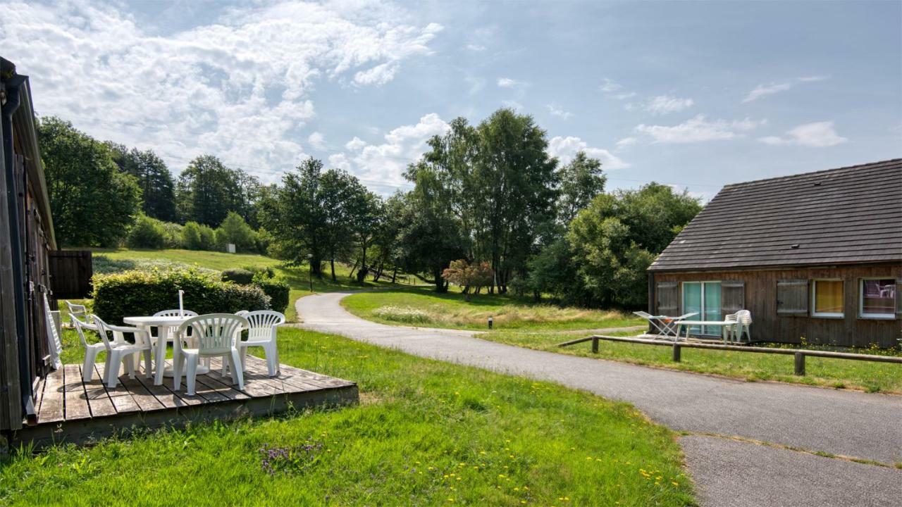 Vacanceole - Residence Le Domaine Du Bosquet Эглетон Экстерьер фото