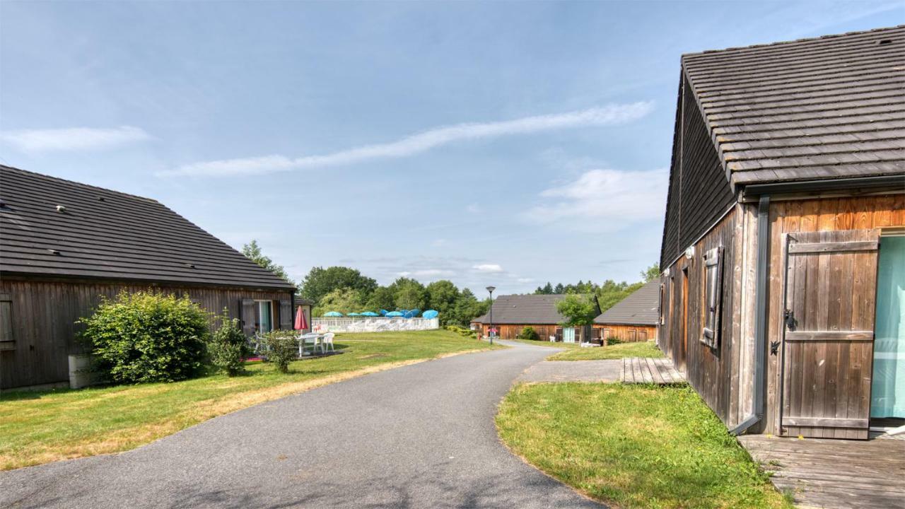 Vacanceole - Residence Le Domaine Du Bosquet Эглетон Экстерьер фото